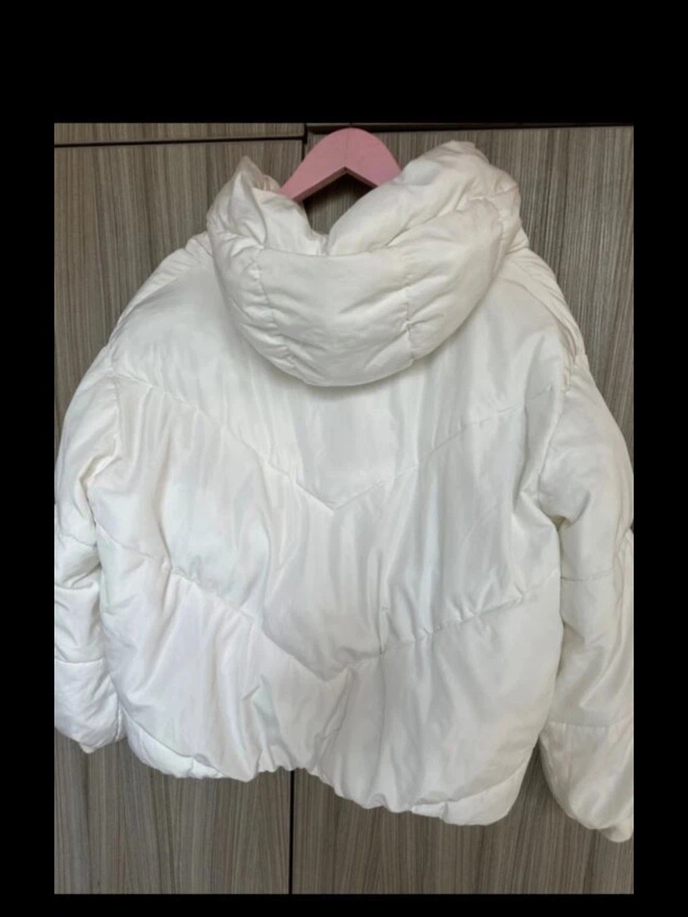 Zara White Hooded Puffer Jacket with Black Zippers - Picture 3 of 3